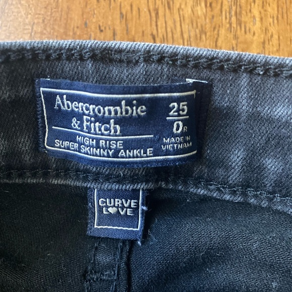 Abercrombie & Fitch Black High Rise Super Skinny Ankle Denim Size 25 - Picture 4 of 9